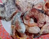 รูปขั้นตอนการทำที่ 1 ของ ผัดเผ็ดปลาดุก