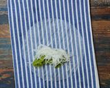 A picture of step 4 of Vietnamese Fresh Spring Rolls.