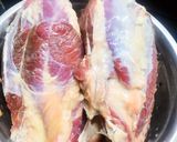 Hình bước làm 1 của món Bắp Bò Ngâm Nước Mắm