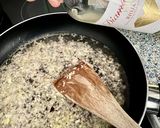 Foto del paso 2 de la receta: Pasta Mafalda Corta al vino blanco