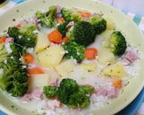 Foto del paso 3 de la receta Sopa de arroz con brócoli, patata y zanahoria