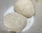Foto del paso 3 de la receta: Pizza de masa madre con brie y cebollas caramelizadas