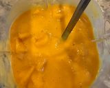 Hình bước làm 3 của món Banana Pudding and Mango Mousse (Pudding chuối và xoài)