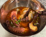 Foto del paso 1 de la receta: Arroz meloso con pulpo y langostinos