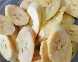 A picture of step 2 of Fish irish/plantain train.
