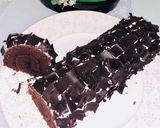 Foto langkah ke 9 dari resep BlackForest RollCake.