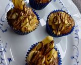 Foto del paso 5 de la receta: Cup cake de banana con corazón de dulce de leche y chips de chocolate (opción 2)