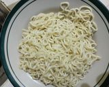 Foto langkah ke 1 dari resep Pizza Mie Aceh.
