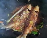 Foto langkah ke 3 dari resep Bandeng Kecap Pedas.