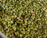 A picture of step 1 of Sprouts apple coleslaw sandwich.