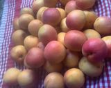 Une image de l'étape 3 de Cerises 🍒farandole 🍑🧅 fruits de saison 🍓🍐🍃.
