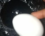 A picture of step 3 of Half fry Egg.