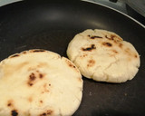 Foto del paso 3 de la receta: Arepas Fácil - Comida / Cena Sin Gluten