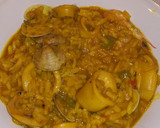 Foto del paso 8 de la receta: Arroz con calamares gambas y almejas 🦐