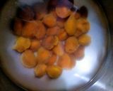 A picture of step 2 of Aloo bukharay ki chutney.