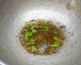 A picture of step 2 of Kashmiri chilly garlic chutney.