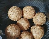 Foto langkah ke 5 dari resep Onde-onde isi Coklat.