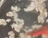 Foto langkah ke 2 dari resep Spagetti ayam carbonara.