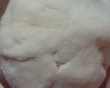 A picture of step 13 of Noodles Stuffed Bunny Chow.