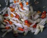Foto langkah ke 3 dari resep Tumis kangkung orisinal.