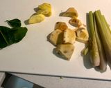 A picture of step 2 of Indonesian Chicken Soup (Soto Ayam Bumbu Kuning).
