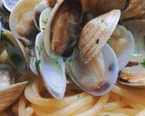 Foto del passaggio 2 della ricetta Spaghetti con Vongole