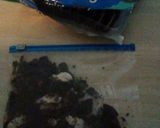 A picture of step 4 of Icecream sandwhich cake!.
