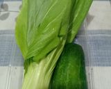Foto langkah ke 1 dari resep Jus Hulk (pokcoy, nanas, timun).