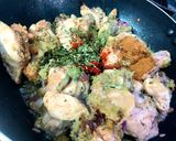 A picture of step 5 of Chicken Jahapanah.