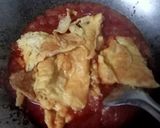 Foto langkah ke 4 dari resep Telur Dadar Pedas Manis.