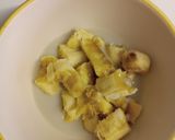 Foto del paso 1 de la receta Avena con plátano, mango y chocolate