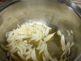 Crema de coliflor y manzana con aceite de trufa