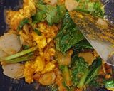 Foto langkah ke 5 dari resep Nasi Goreng Pedas Enak.