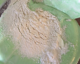 Foto langkah ke 3 dari resep Brownies Kukus Pandan 2 telur.