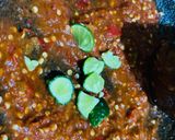 Foto langkah ke 5 dari resep Penyetan Sambal Mentah.