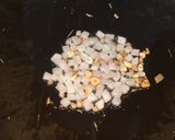 A picture of step 3 of Chicken Clear Soup.
