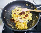 不難的「沙茶蟹肉炒蛋」簡單下飯菜。的食譜步驟3照片
