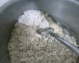 A picture of step 1 of Nylon Poha Chivda.
