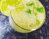 A picture of step 2 of Mojito mocktail.