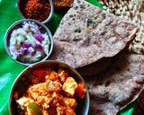 A picture of step 6 of Ragi flour bhakri.