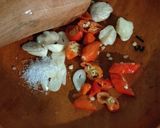 Foto langkah ke 2 dari resep Mie sepageti ayam suir ala rumahan.