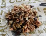 Foto del paso 4 de la receta: Plancheta saludable de berenjena, atún, cebolla y oliva