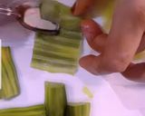 A picture of step 11 of Drumstick soup.