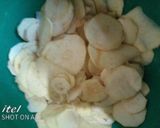 A picture of step 4 of Potato chips.