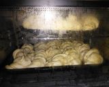 Foto del paso 7 de la receta: Medialunas de manteca (como las de panadería)