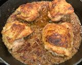 A picture of step 4 of Chicken in a Bacon and White Wine Sauce.
