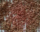 A picture of step 1 of Red rice and jaggery anarse.