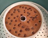 Foto langkah ke 7 dari resep Brownies kukus chocolatos (chocochips+keju) simple & no mixer.