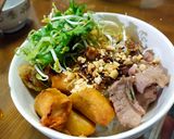 A picture of step 6 of Vermicelli with Stir-Fried Pork and Seafood Egg Rolls.