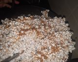 A picture of step 2 of Jowar laddoo.